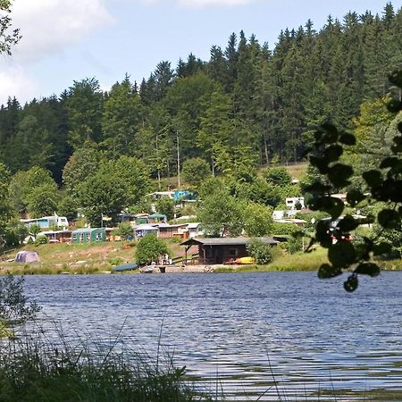 Freizeit- Und Campinganlage Gaisweiher Flossenburg Buitenkant foto