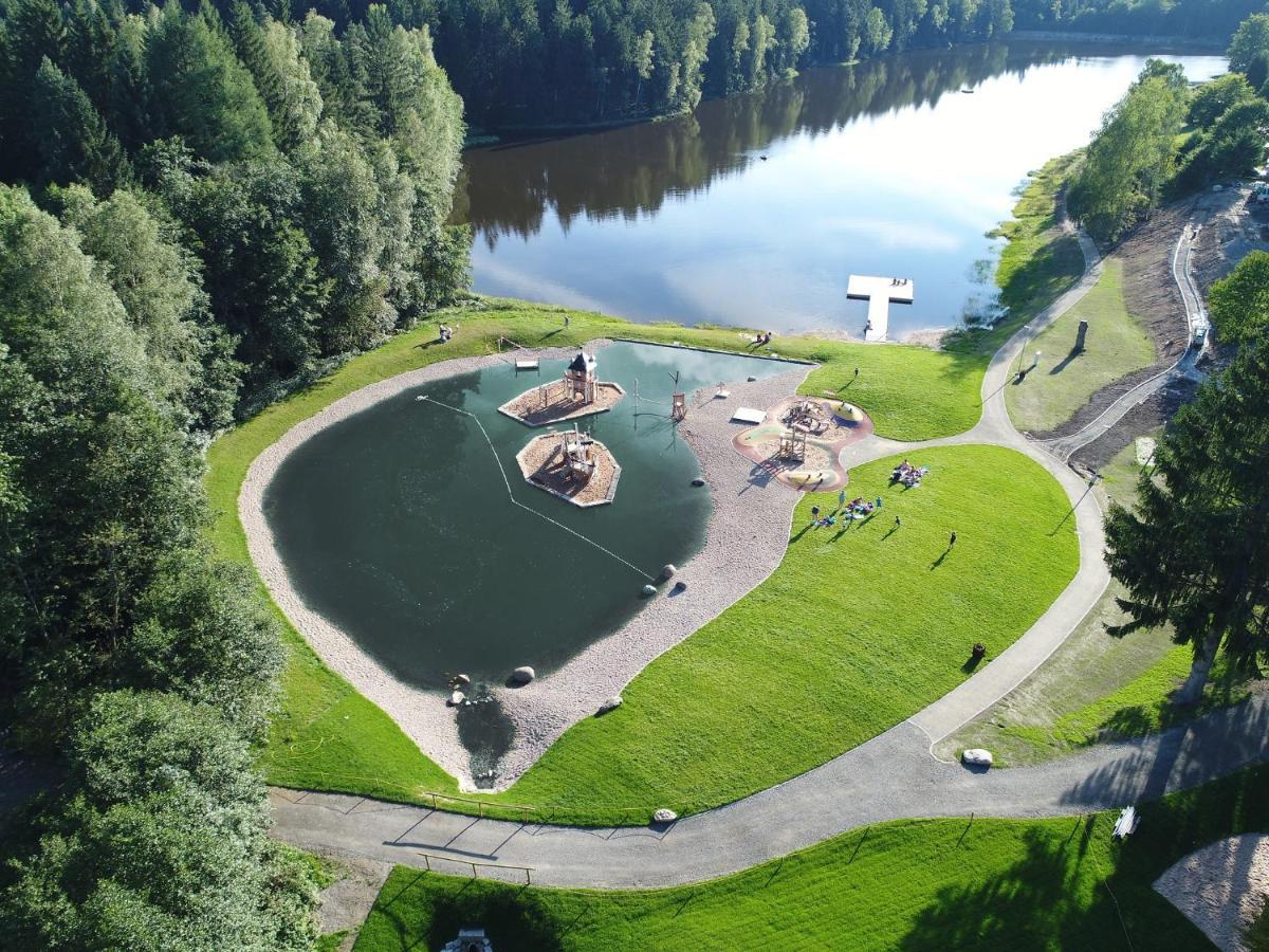 Freizeit- Und Campinganlage Gaisweiher Flossenburg Buitenkant foto
