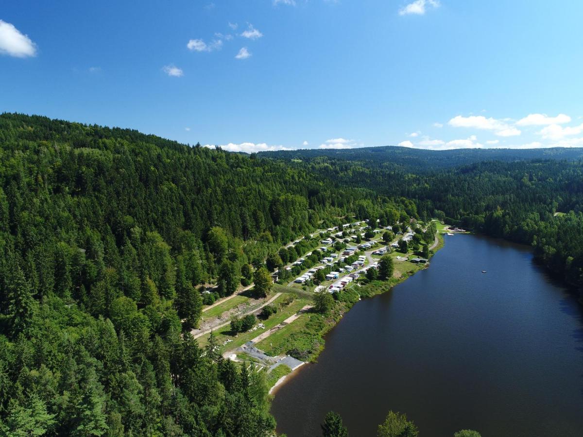 Freizeit- Und Campinganlage Gaisweiher Flossenburg Buitenkant foto